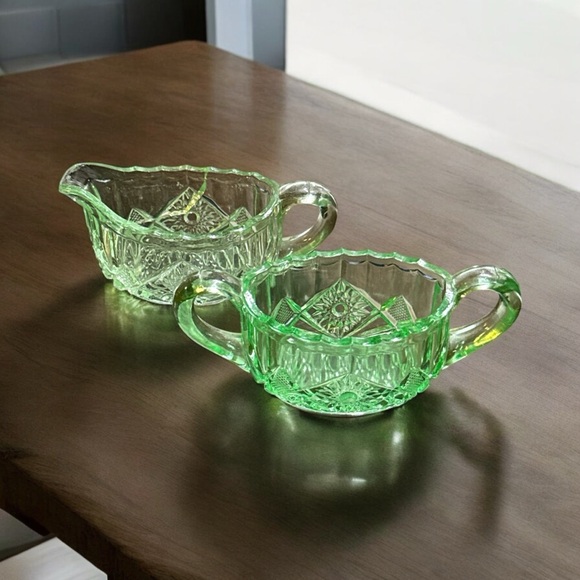 Depression Glass, Sugar Bowl& Creamer Set Creamer Cracked, Vaseline Glass Green - Picture 6 of 13
